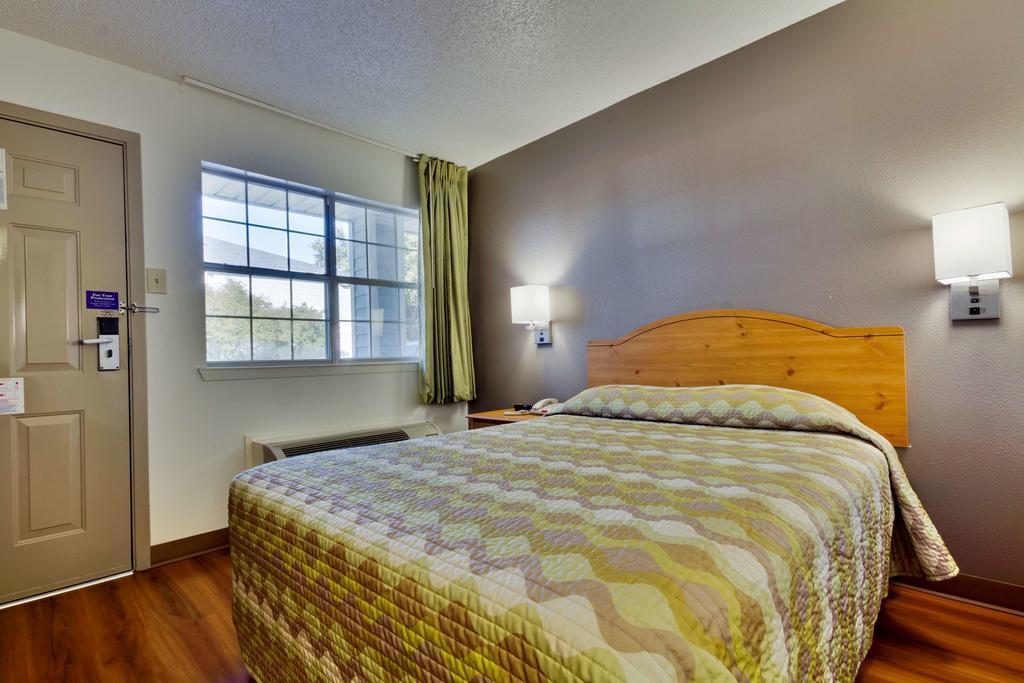 Studio 6-Dallas, Tx - Garland - Northeast Ричардсън Екстериор снимка