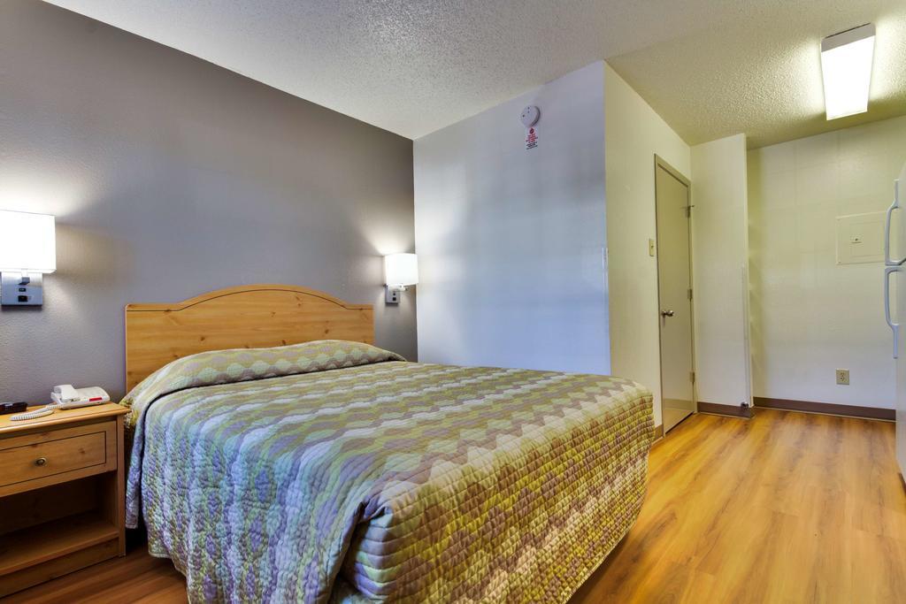 Studio 6-Dallas, Tx - Garland - Northeast Ричардсън Екстериор снимка